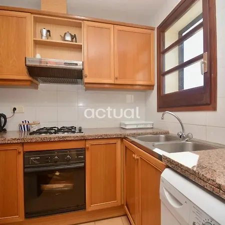 Alba V 2º 1ª 아파트