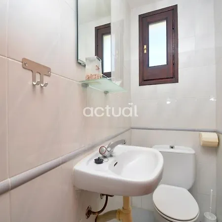 Alba V 2º 1ª 아파트 사가로